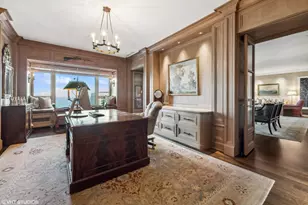 800 N Michigan Ave, Chicago, IL 60611 - Photo 12