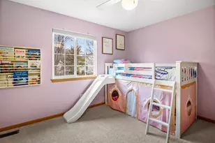 352 Normandie Dr, Sugar Grove, IL 60554 - Photo 16