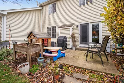 352 Normandie Drive, Sugar Grove, IL 60554 - Photo 22