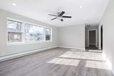 5358 S Narragansett Avenue #1, Chicago, IL 60638 - Photo 2