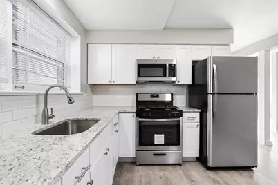 5358 S Narragansett Avenue #1, Chicago, IL 60638 - Photo 4