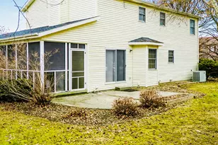 9 Blue Lake Ct, Bloomington, IL 61704 - Photo 8