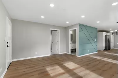 407 N Liberty Street, Elgin, IL 60120 - Photo 4