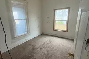 158 S Railroad St, Braidwood, IL 60408 - Photo 4