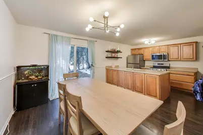 46 Oak Valley Drive, Cary, IL 60013 - Photo 8