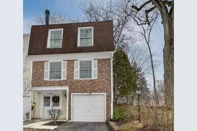 46 Oak Valley Drive, Cary, IL 60013 - Photo 1