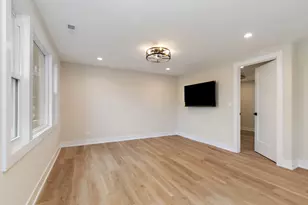 247 Harrison St, Carpentersville, IL 60110 - Photo 12