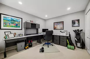 800 Downing St, Northbrook, IL 60062 - Photo 20