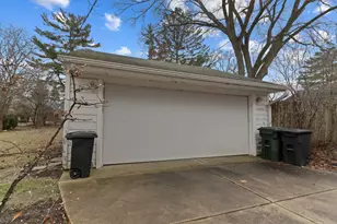203 Park Ave, Lake Forest, IL 60045 - Photo 22