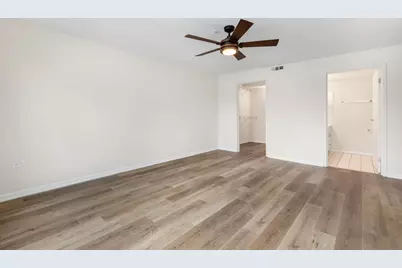 1800 Dewes Street #202, Glenview, IL 60025 - Photo 14