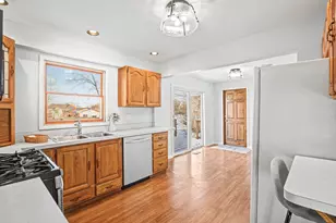 2N643 Diane Ave, Glen Ellyn, IL 60137 - Photo 12