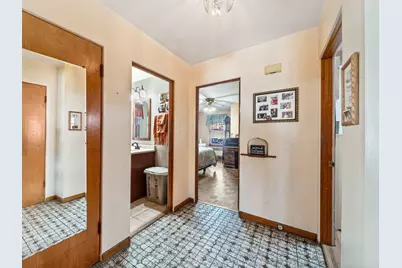 6401 Sinclair Avenue, Berwyn, IL 60402 - Photo 6