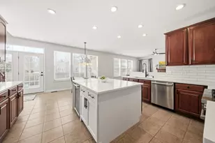 305 Chick Evans St, Bolingbrook, IL 60490 - Photo 8