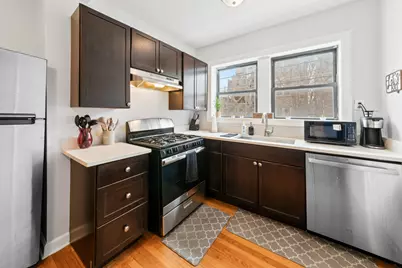 6441 N Hamilton Avenue #1G, Chicago, IL 60645 - Photo 2