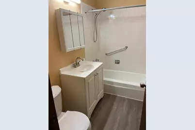 8541 Lotus Avenue #711, Skokie, IL 60077 - Photo 6
