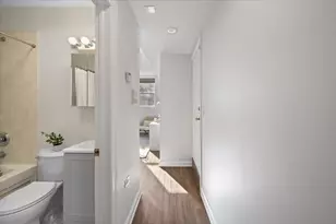 3806 W Belle Plaine Ave, Chicago, IL 60618 - Photo 2