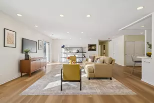 3030 Pheasant Creek Dr, Northbrook, IL 60062 - Photo 6