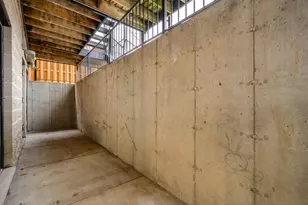 5058 N Kimball Ave, Chicago, IL 60625 - Photo 22