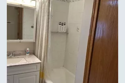 915 E Oakton Street #A, Des Plaines, IL 60018 - Photo 26