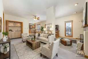 6576 Davane Ln, Downers Grove, IL 60516 - Photo 16