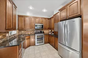 647 S Taylor Ave, Oak Park, IL 60304 - Photo 10