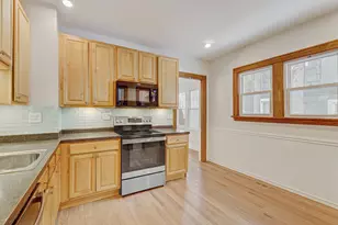 1561 E Walnut Ave, Des Plaines, IL 60016 - Photo 6