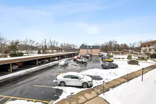 3240 N Manor Dr, Lansing, IL 60438 - Photo 14