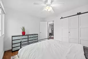 [Address not provided], Naperville, IL 60540 - Photo 16