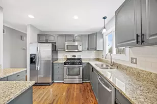 [Address not provided], Naperville, IL 60540 - Photo 4