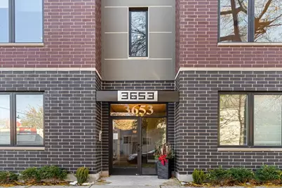 3653 W Barry Avenue #2W, Chicago, IL 60618 - Photo 1
