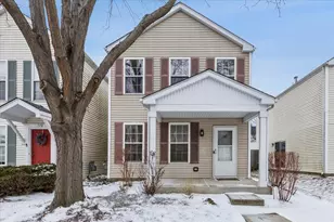 780 Symphony Dr, Aurora, IL 60504 - Photo 2