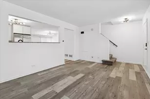 780 Symphony Dr, Aurora, IL 60504 - Photo 6