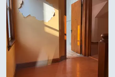 9134 S Paxton Avenue, Chicago, IL 60617 - Photo 12