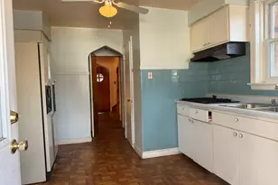 9134 S Paxton Ave, Chicago, IL 60617 - Photo 6