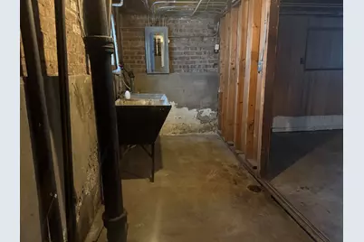 9134 S Paxton Avenue, Chicago, IL 60617 - Photo 16