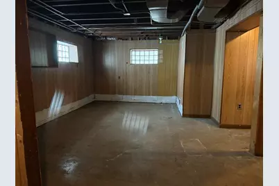 9134 S Paxton Avenue, Chicago, IL 60617 - Photo 16