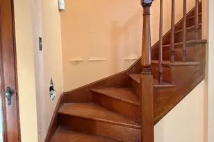 9134 S Paxton Ave, Chicago, IL 60617 - Photo 8