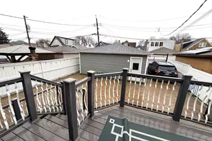 5351 W Foster Ave, Chicago, IL 60630 - Photo 18