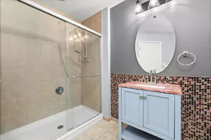 1600 S Indiana Ave, Chicago, IL 60616 - Photo 12