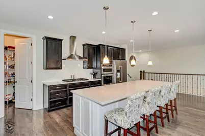 318 Arabian Circle, Willowbrook, IL 60527 - Photo 12