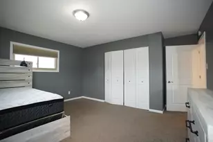 6092 Cleveland St, Merrillville, IN 46410 - Photo 42