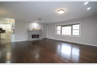 6092 Cleveland Street, Merrillville, IN 46410 - Photo 6