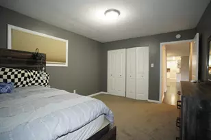 6092 Cleveland St, Merrillville, IN 46410 - Photo 38