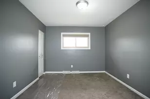 6092 Cleveland St, Merrillville, IN 46410 - Photo 16