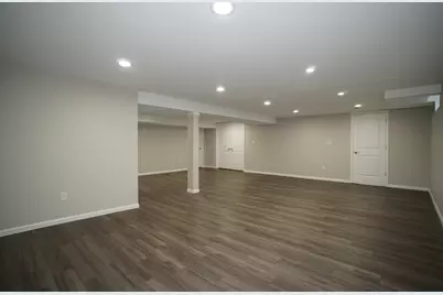 6092 Cleveland Street, Merrillville, IN 46410 - Photo 22