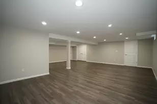 6092 Cleveland St, Merrillville, IN 46410 - Photo 22