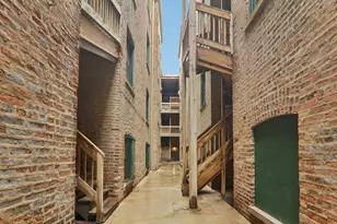 7023 5 N Sheridan Rd, Chicago, IL 60626 - Photo 18