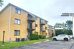 9375 Hamilton Ct, Des Plaines, IL 60016 - Photo 2