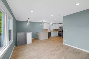 11353 S Stewart Ave, Chicago, IL 60628 - Photo 10