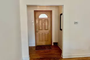 6826 N Kostner Ave, Lincolnwood, IL 60712 - Photo 12